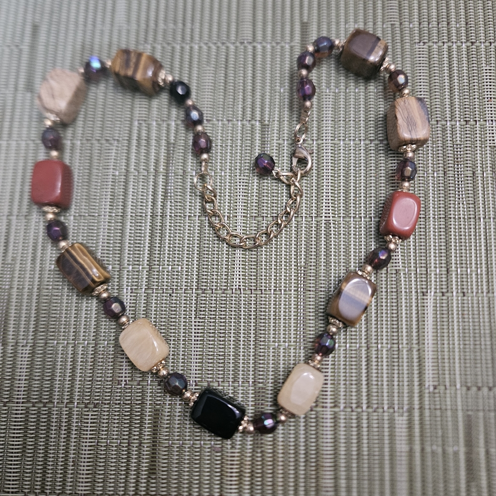 Elegant Multicolor Earth Tone Stone Beaded Necklace